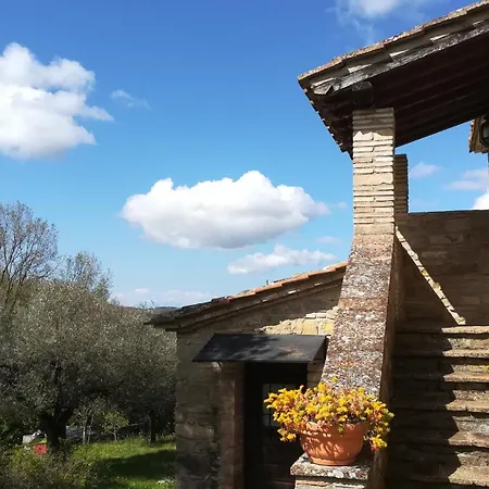 Il Casale Morello, Vacanze Al Tezio